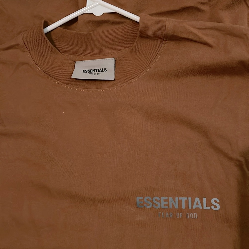 FEAR OF GOD ESSENTIALS CAMEL LONG SLEEVE TEE